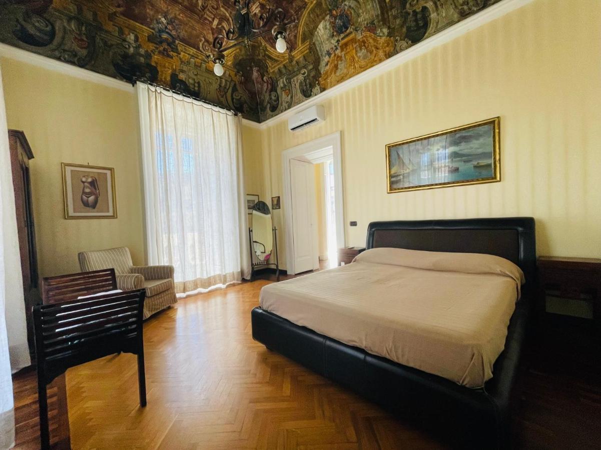 Appartamento Sul Teatro San Carlo Neapel Exteriör bild